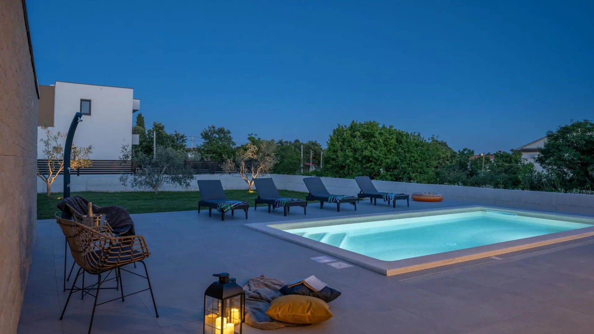 Top New Vila Orbanići Villa